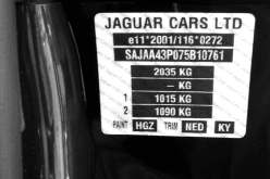 Où trouver le code peinture de ma JAGUAR ?